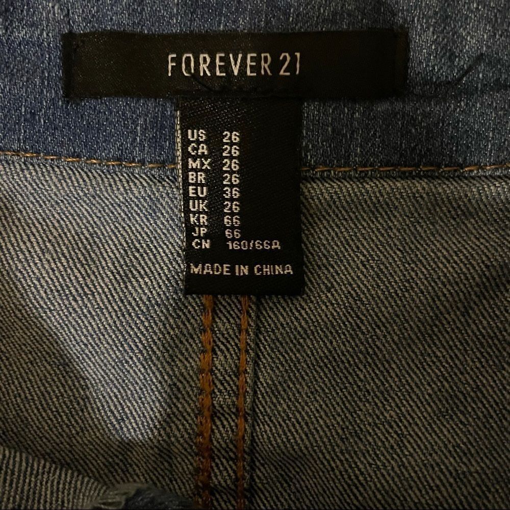 Forever 21 Super High Rise Denim Shorts - Picture 4 of 9